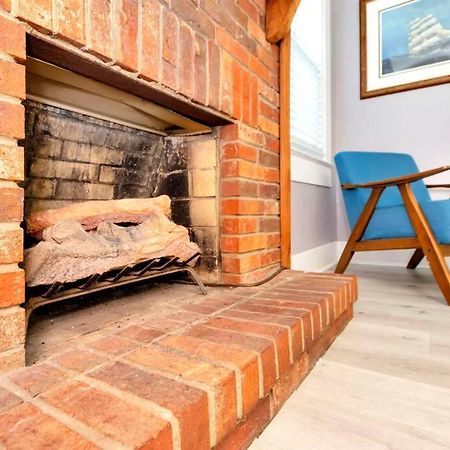 Cozy Bungalow With Patio & Grill, Private And Location Τάμπα Εξωτερικό φωτογραφία