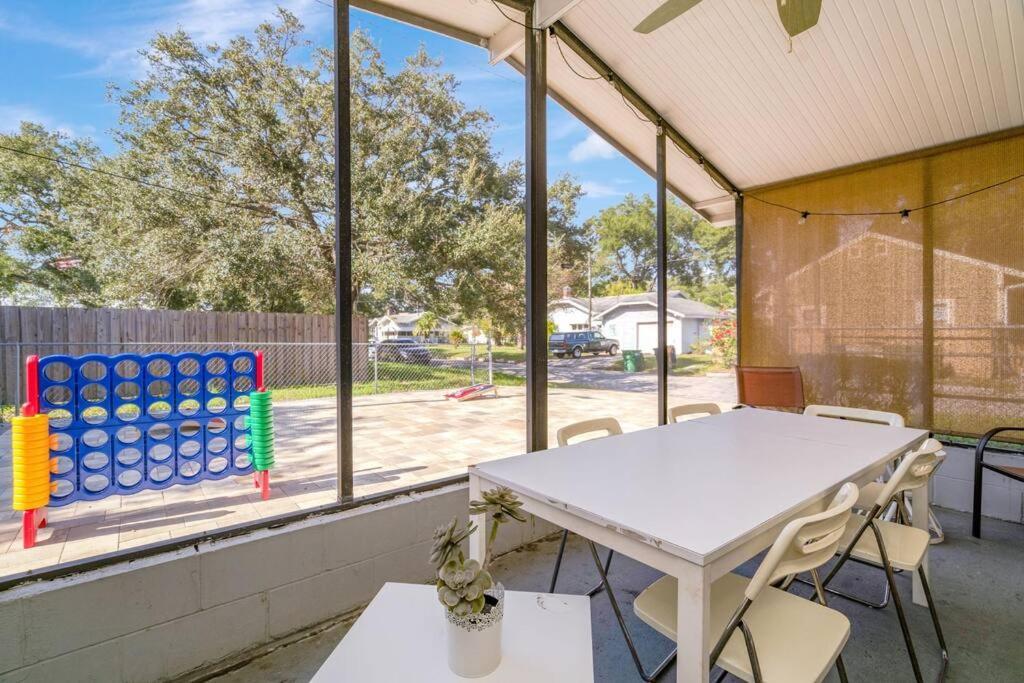 Cozy Bungalow With Patio & Grill, Private And Location Τάμπα Εξωτερικό φωτογραφία