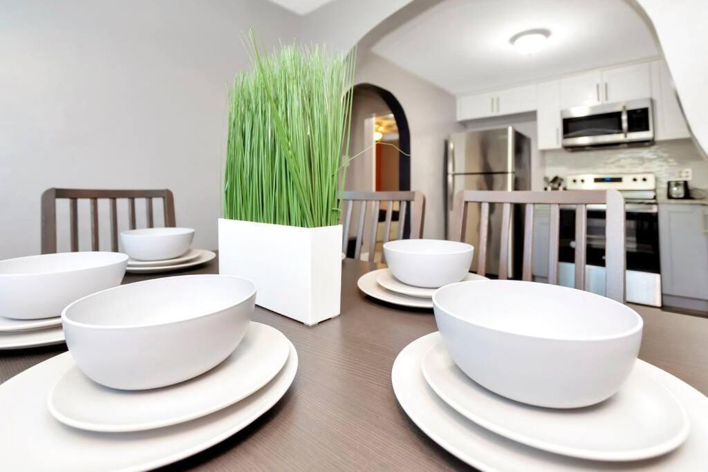 Cozy Bungalow With Patio & Grill, Private And Location Τάμπα Εξωτερικό φωτογραφία